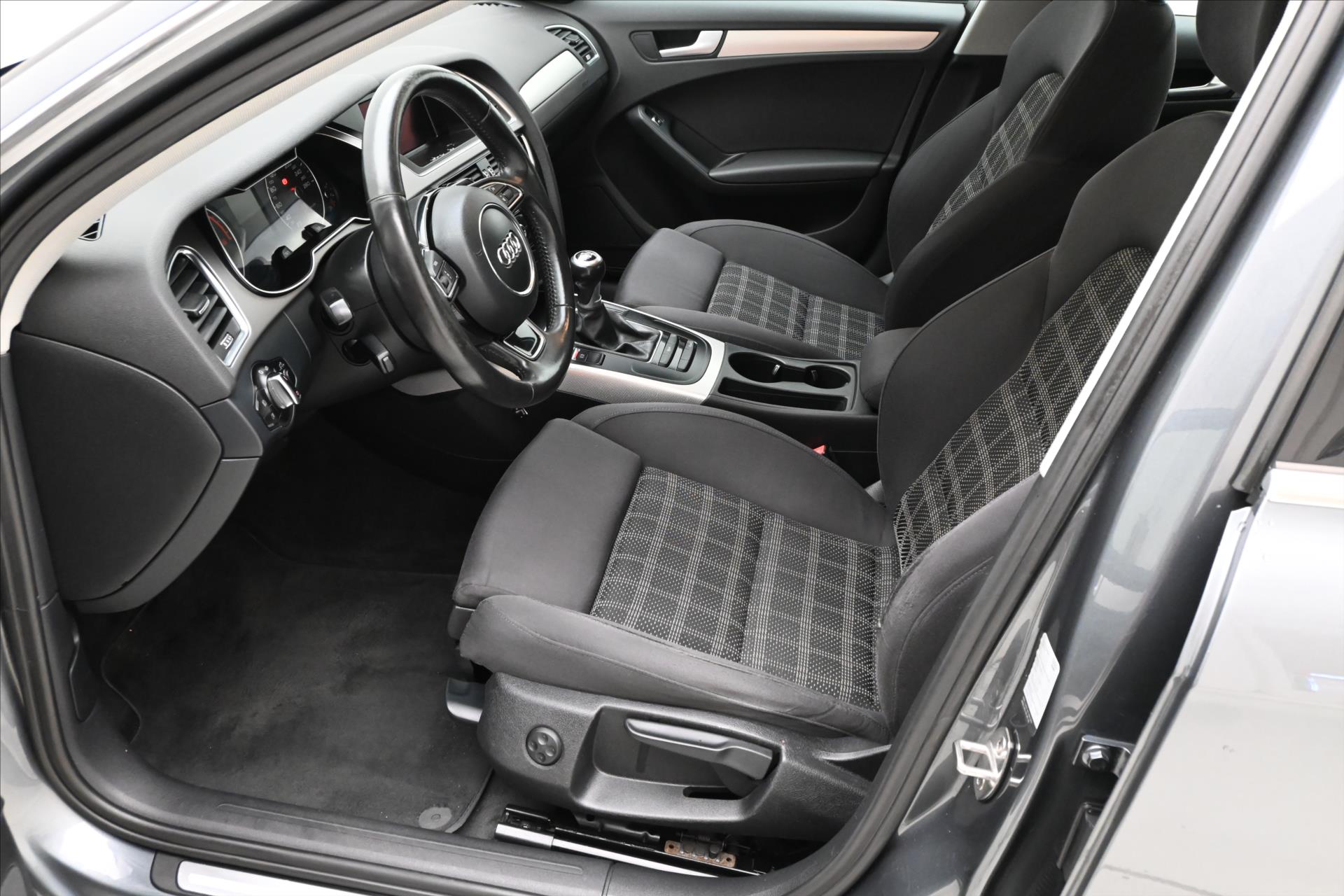 Hlavní fotografie vozu Audi A4 2,0 TDI 105 kW Nová STK (13)