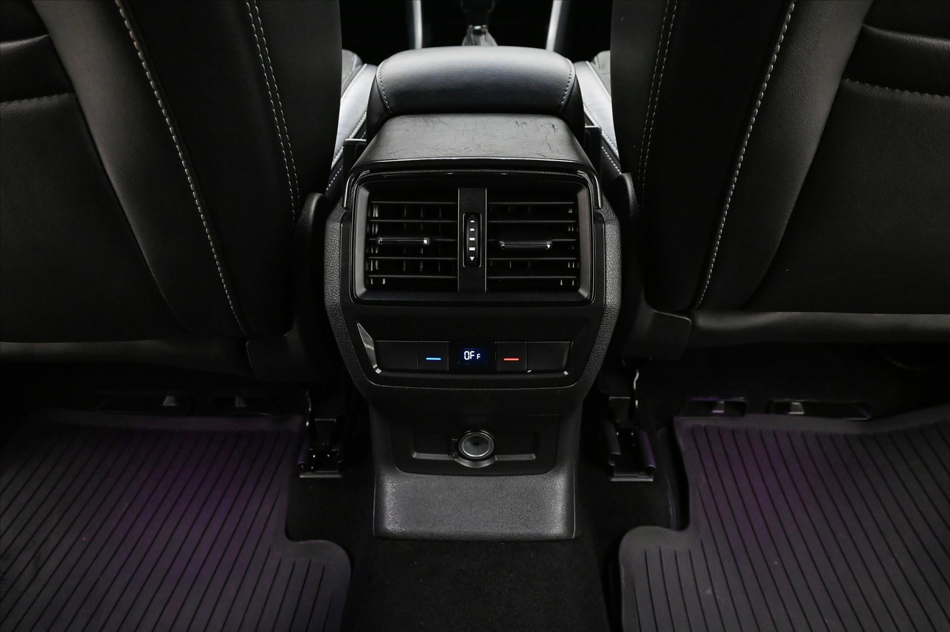 Main photo of the car Skoda Kodiaq 1,5 TSI 110kW DSG Sportline 7/míst Záruka až 5 let (23)