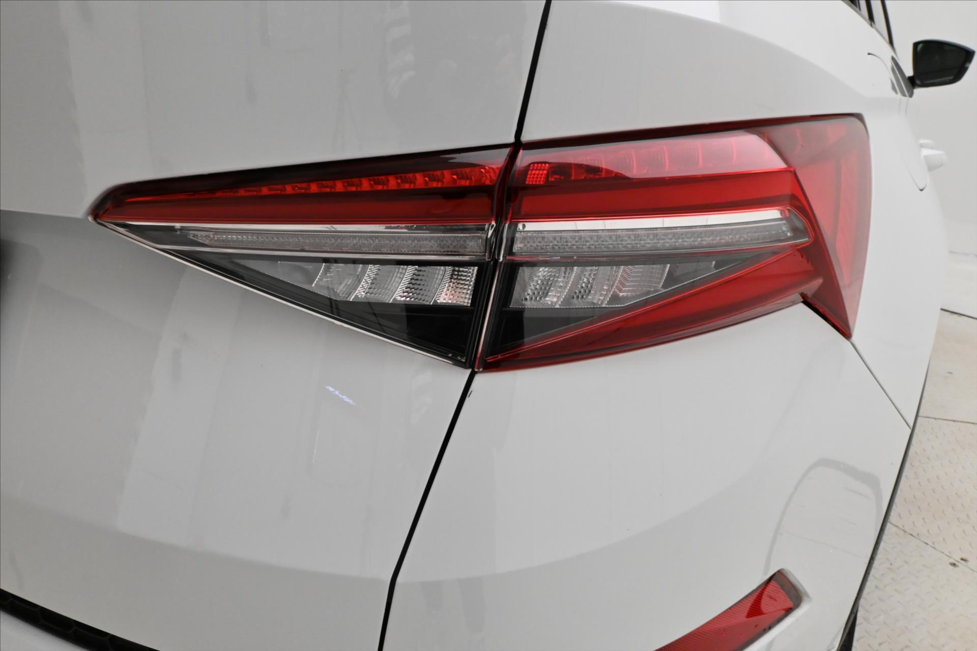 Main photo of the car Skoda Kodiaq 1,5 TSI 110kW DSG Sportline 7/míst Záruka až 5 let (32)