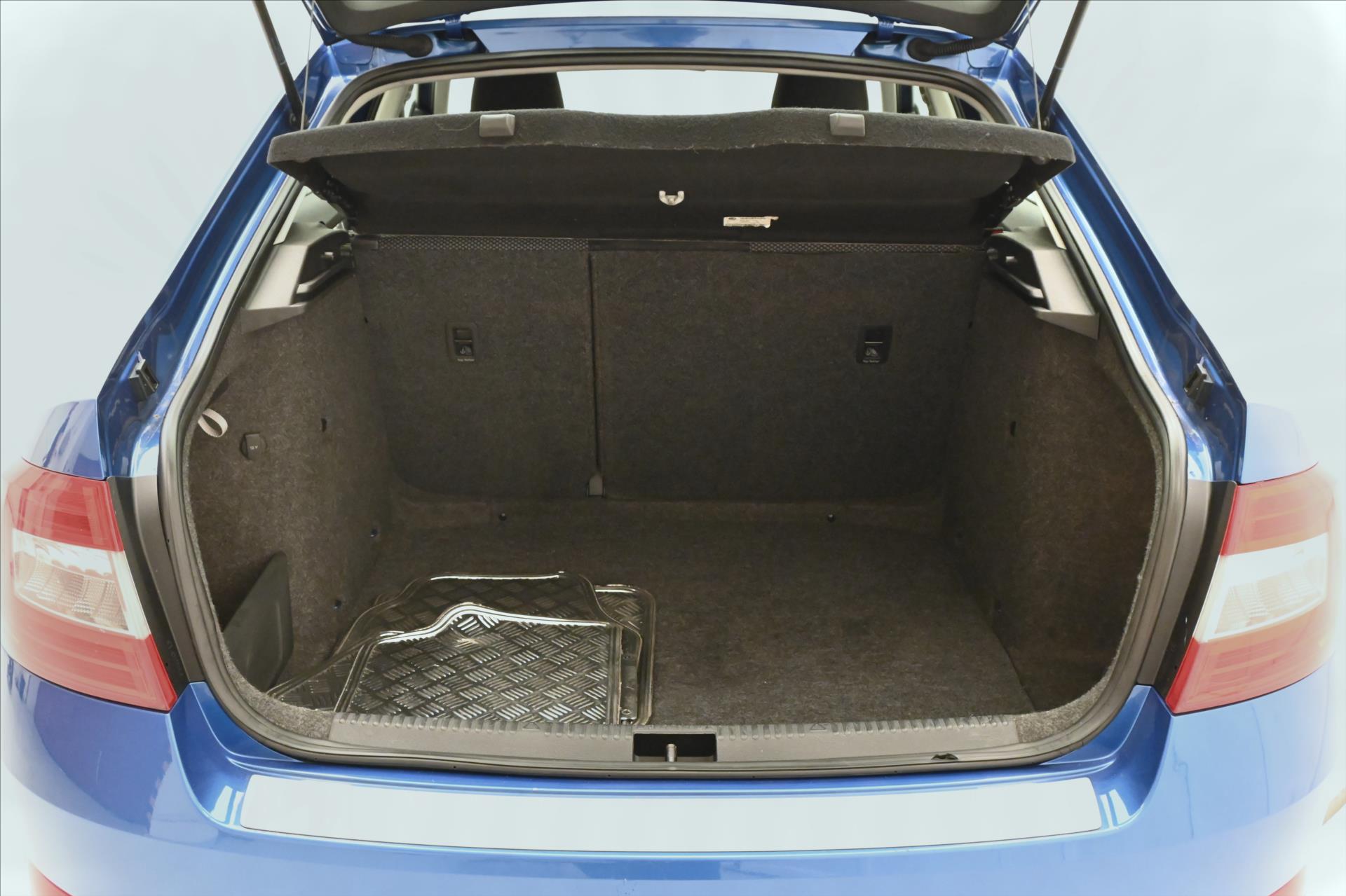 Main photo of the car Skoda Octavia 1.2 TSI 77 kW Ambition Warranty up to 5 years (11)