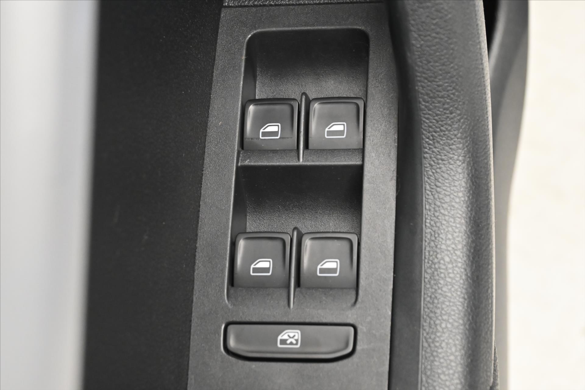 Main photo of the car Skoda Octavia 1.2 TSI 77 kW Ambition Warranty up to 5 years (25)