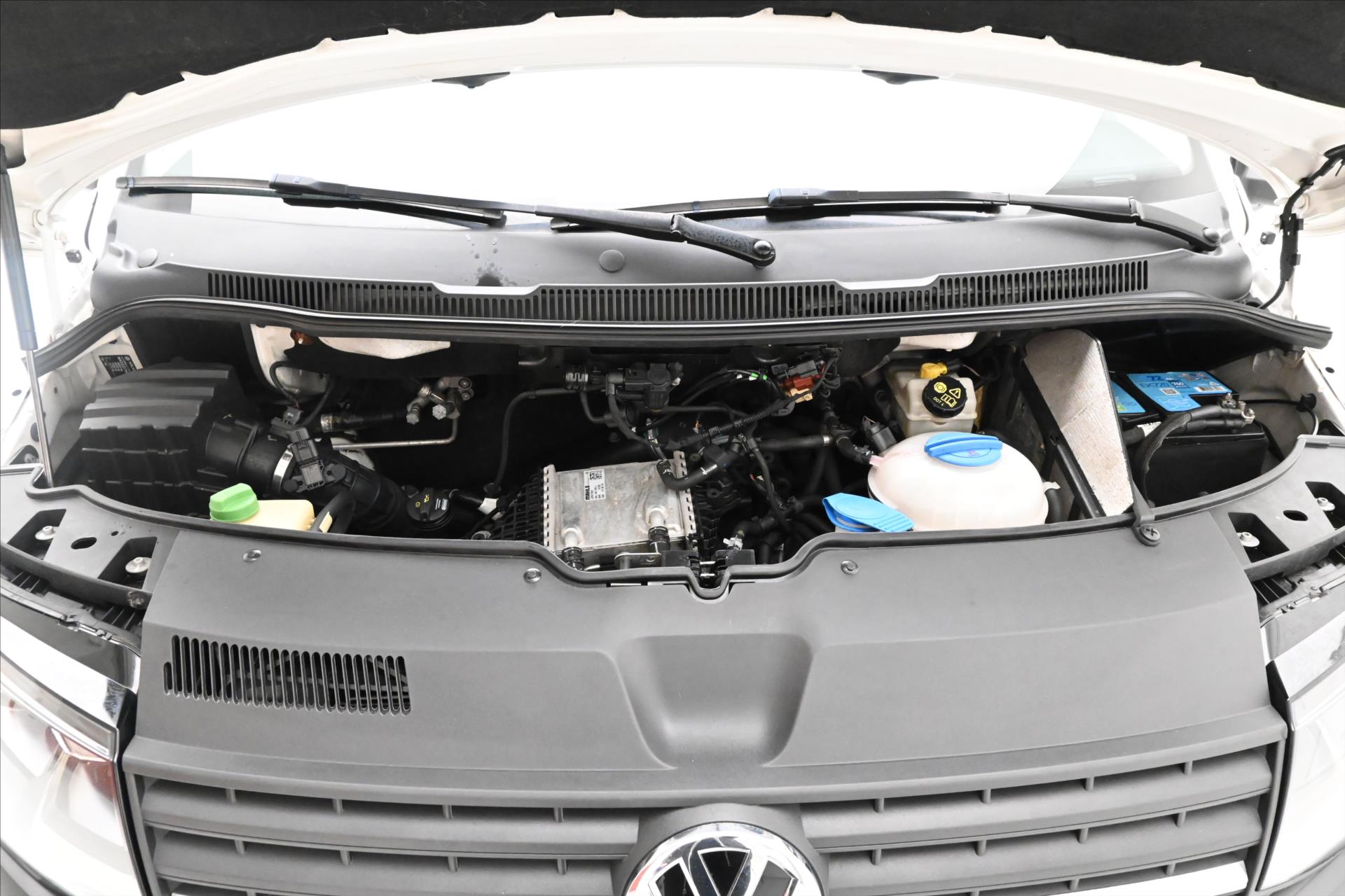 Hlavní fotografie vozu Volkswagen Transporter 2,0 TDI 75 kW 9 míst Záruka až 5 let (9)