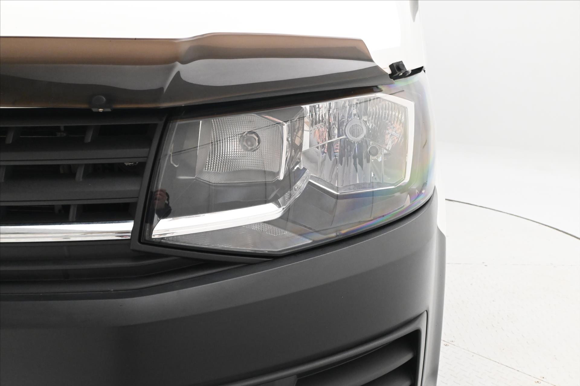 Hlavní fotografie vozu Volkswagen Transporter 2,0 TDI 75kW 9 míst Záruka až 5 let (24)