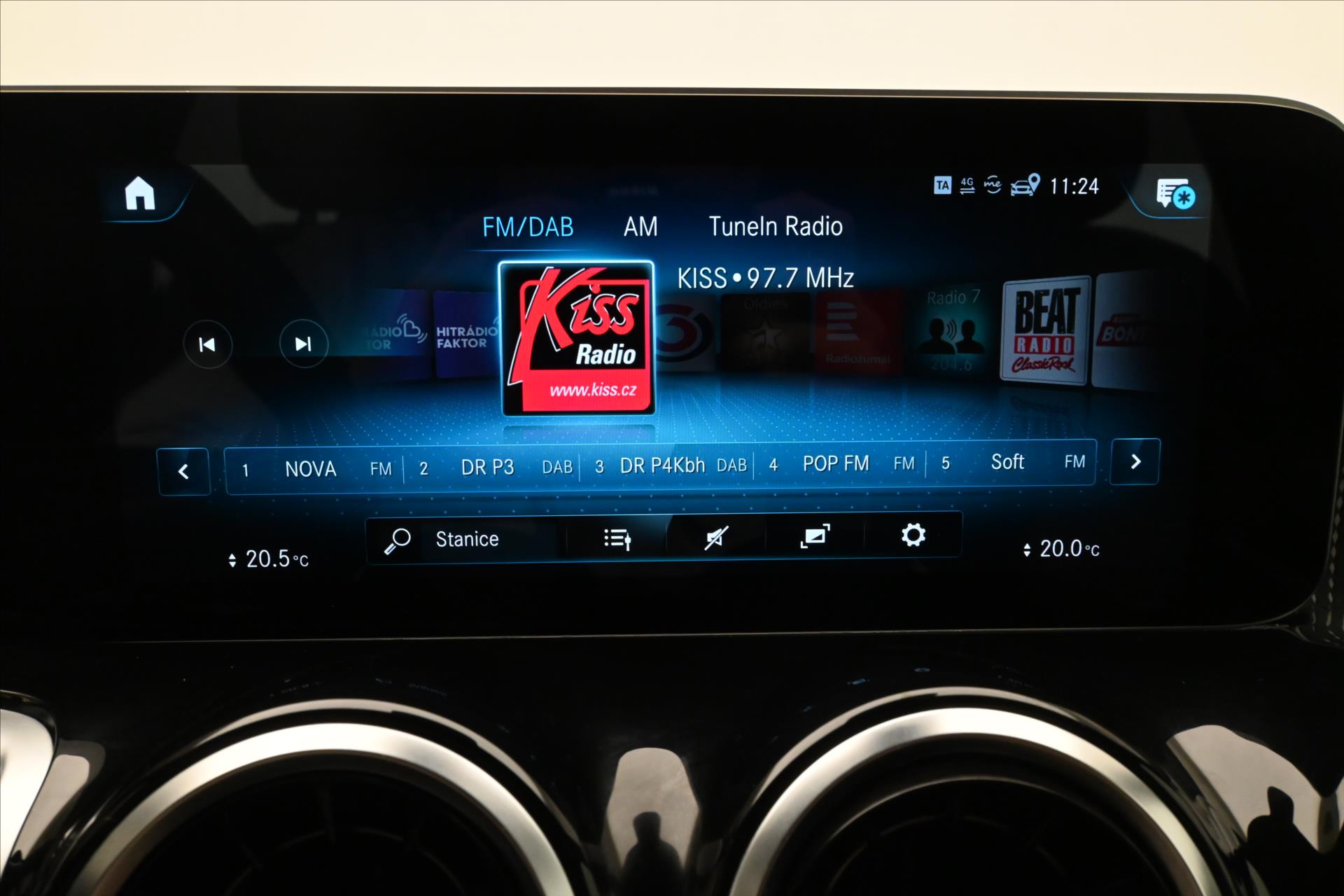 Main photo of the car Mercedes-Benz GLB 2.0 220d 140 kW 4MATIC Warranty up to 5 years (20)