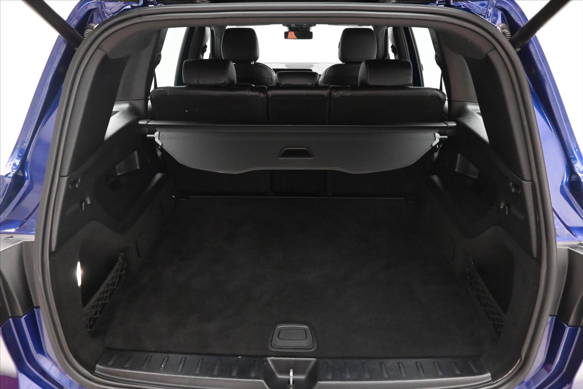 Hlavní fotografie vozu Mercedes-Benz GLB 2,0 220d 140kW 4MATIC Záruka až 5 let (10)