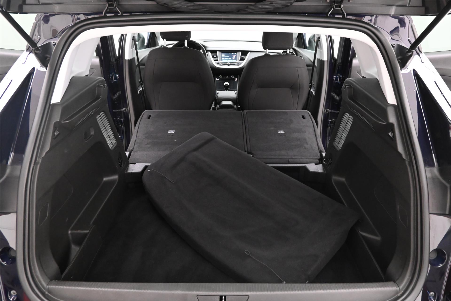 Hlavní fotografie vozu Opel Grandland X 1,6 CDTI 88kW Tažné Záruka (11)