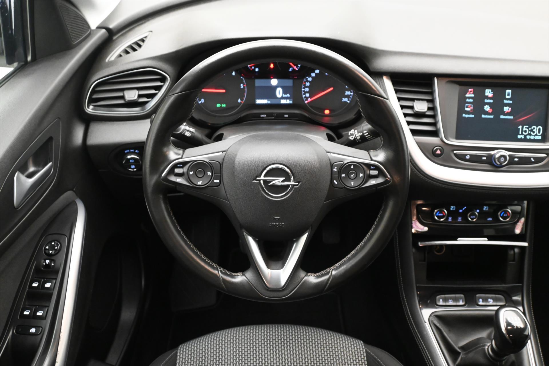 Hlavní fotografie vozu Opel Grandland X 1,6 CDTI 88kW Tažné Záruka (18)