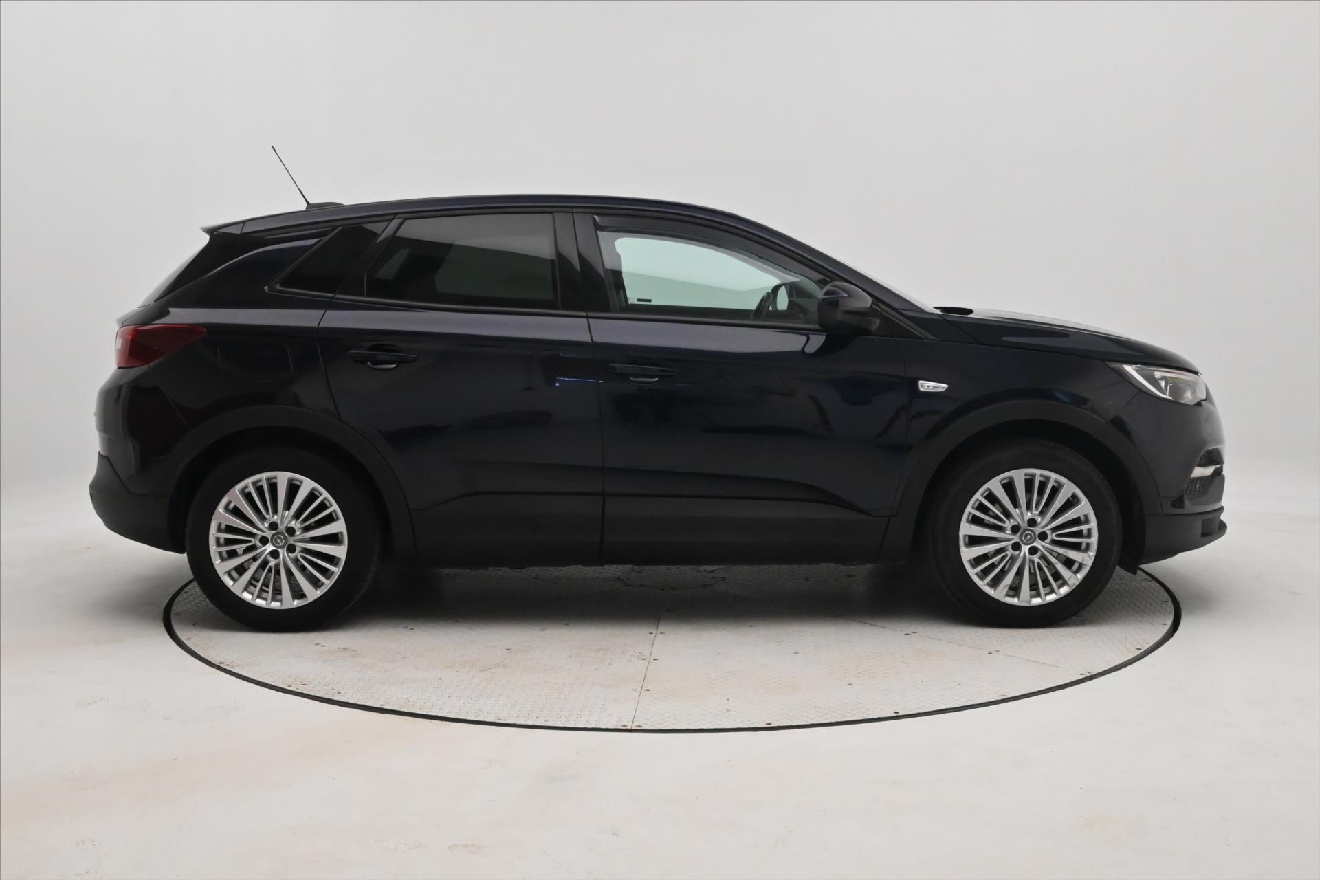 Hlavní fotografie vozu Opel Grandland X 1,6 CDTI 88kW Tažné Záruka (4)