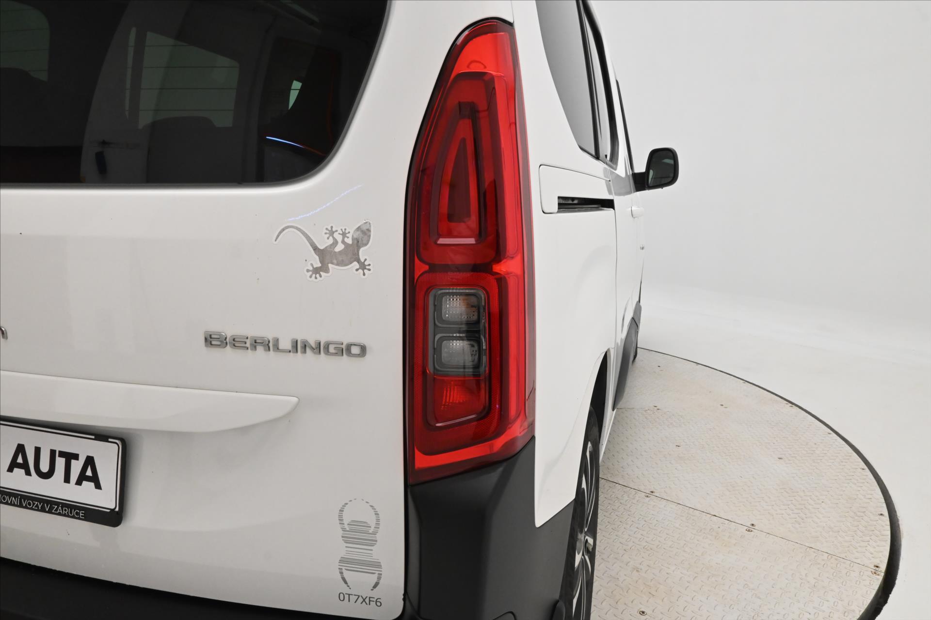 Hlavní fotografie vozu Citroën Berlingo 1,5 BlueHDI 96kW EAT8 FEEL Záruka až 5 let (29)