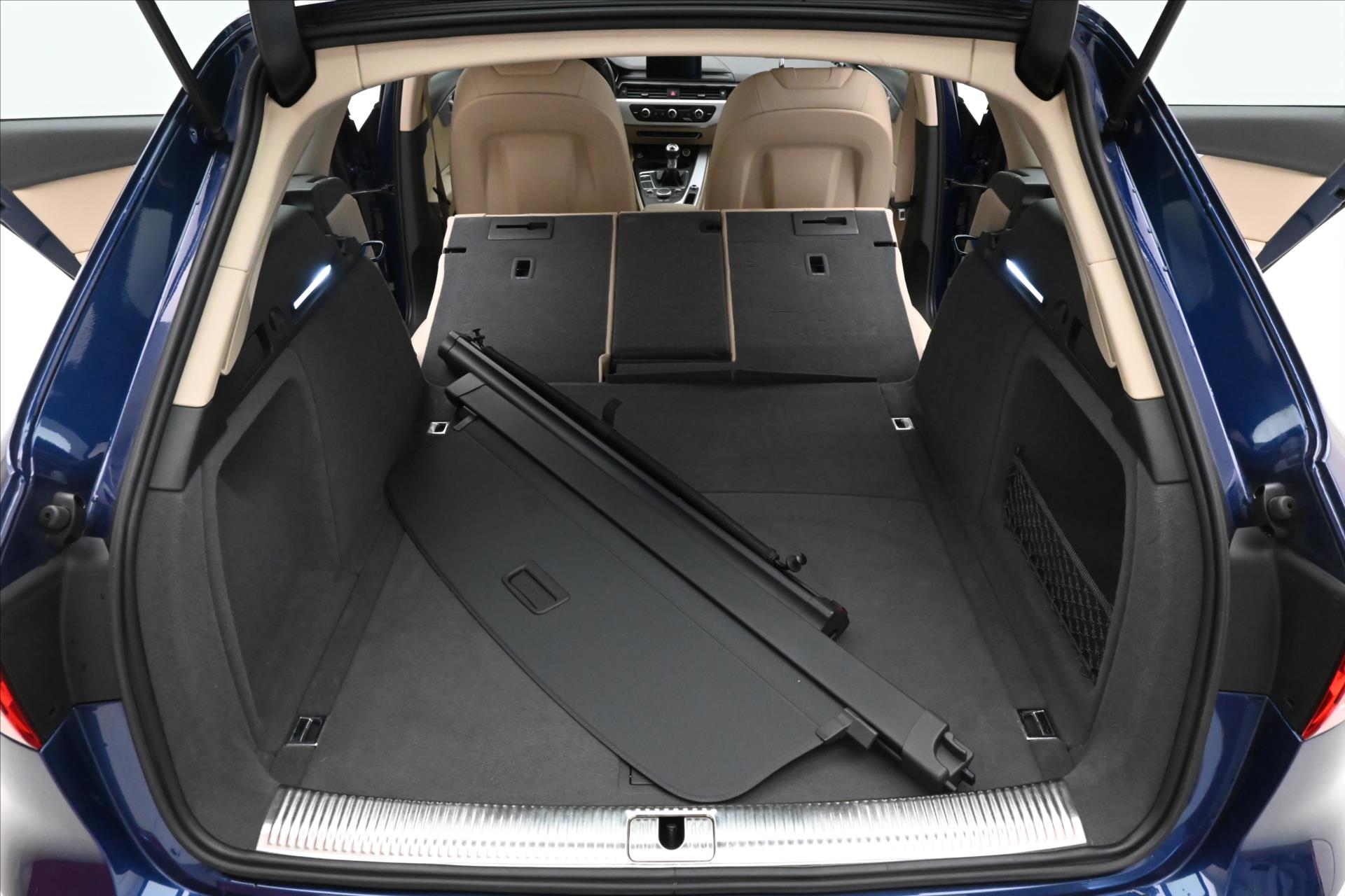 Hlavní fotografie vozu Audi A4 2,0 TDI 110 kW ULTRA Záruka až 5 let (11)