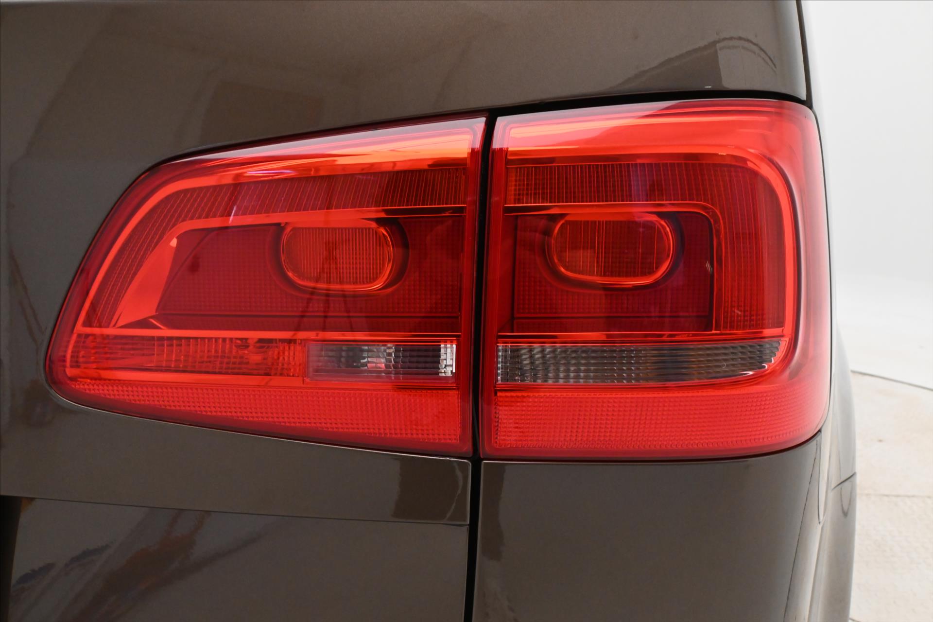 Hlavní fotografie vozu Volkswagen Touran 1,6 TDI 77kW DSG Záruka až 5 let (29)