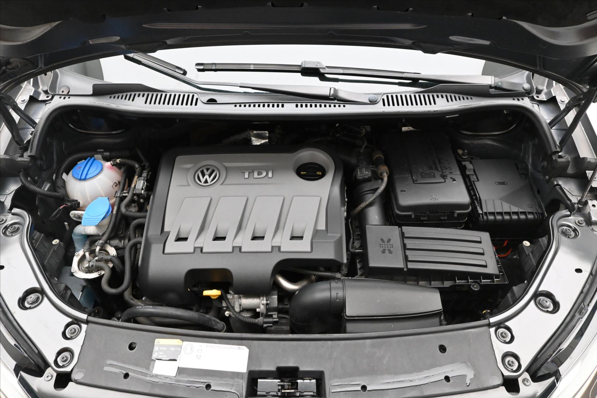 Hlavní fotografie vozu Volkswagen Touran 1,6 TDI 77kW DSG Záruka až 5 let (9)