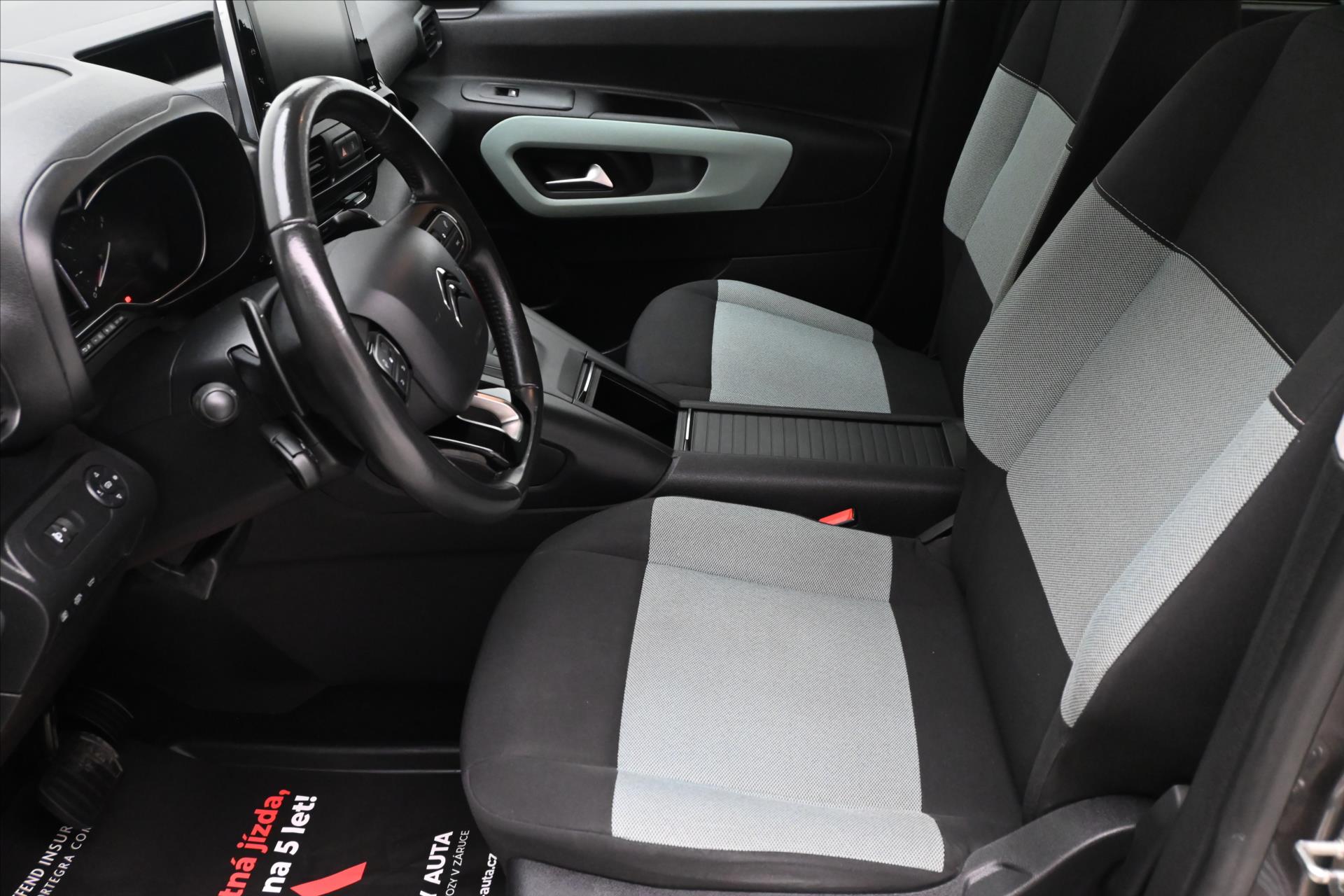 Hlavní fotografie vozu Citroën Berlingo 1,5 BlueHDi 96 kW XL Shine AT8 7míst V TOVÁRNÍ ZÁRUCE (14)