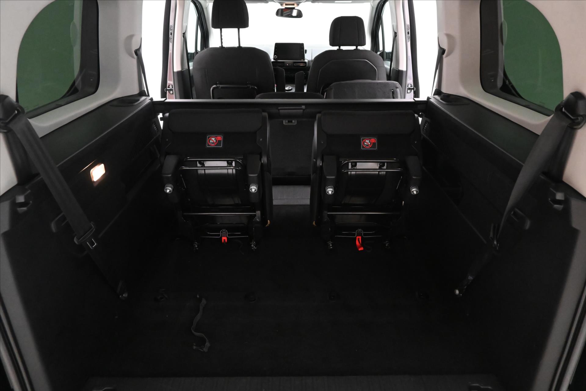 Hlavní fotografie vozu Citroën Berlingo 1,5 BlueHDi 96kW XL Shine AT8 7míst V TOVÁRNÍ ZÁRUCE (12)