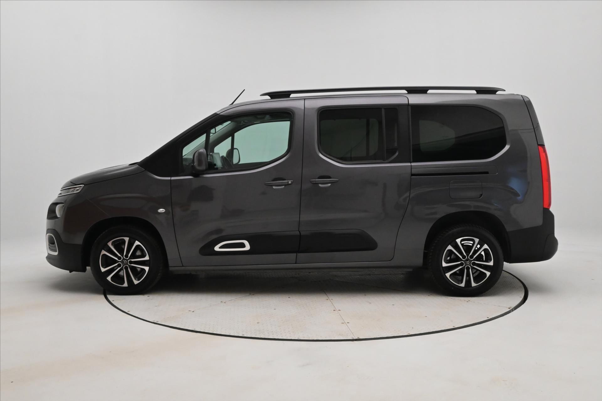Hlavní fotografie vozu Citroën Berlingo 1,5 BlueHDi 96kW XL Shine AT8 7míst V TOVÁRNÍ ZÁRUCE (8)
