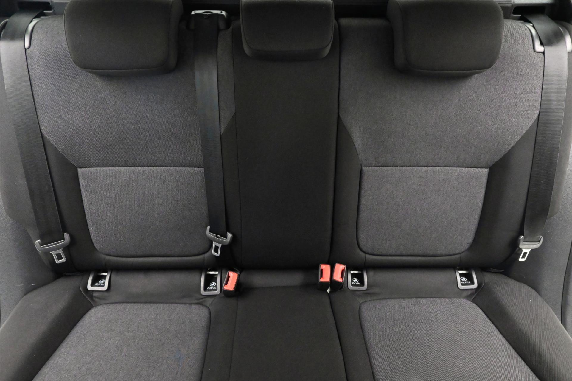 Hlavní fotografie vozu Škoda Fabia 1,4 TDI 66 kW Ambition (25)