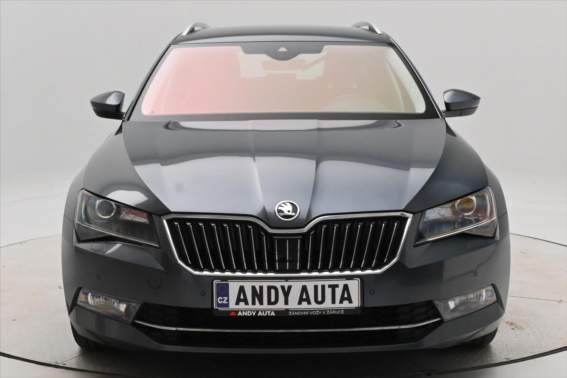 Hlavní fotografie vozu Škoda Superb 2,0 TDI 110 kW L&K Záruka až 5 let (2)