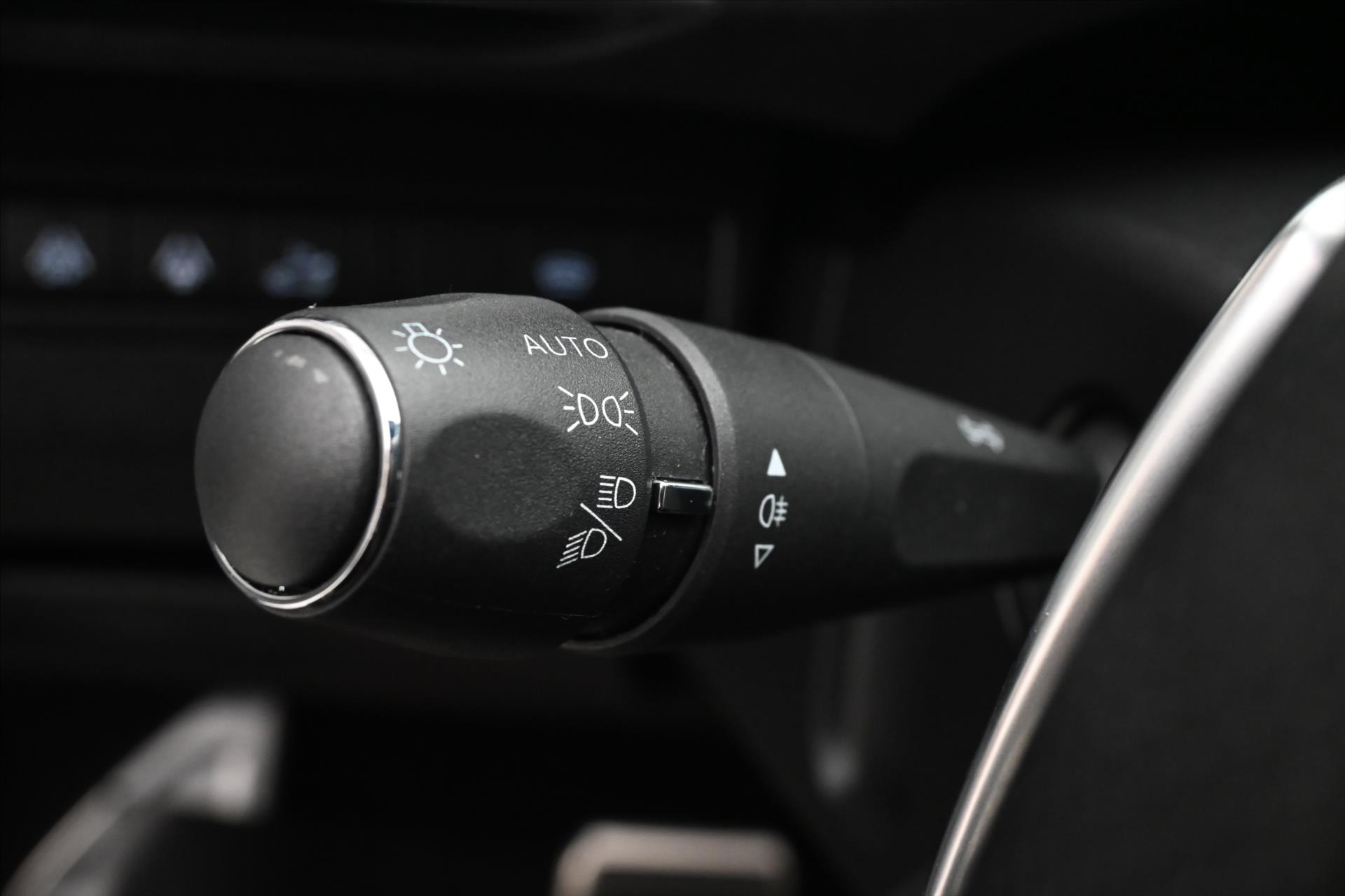 Hlavní fotografie vozu Peugeot 5008 1,6 133kW  GT-Line AT 8 Záruka až 5 let (24)