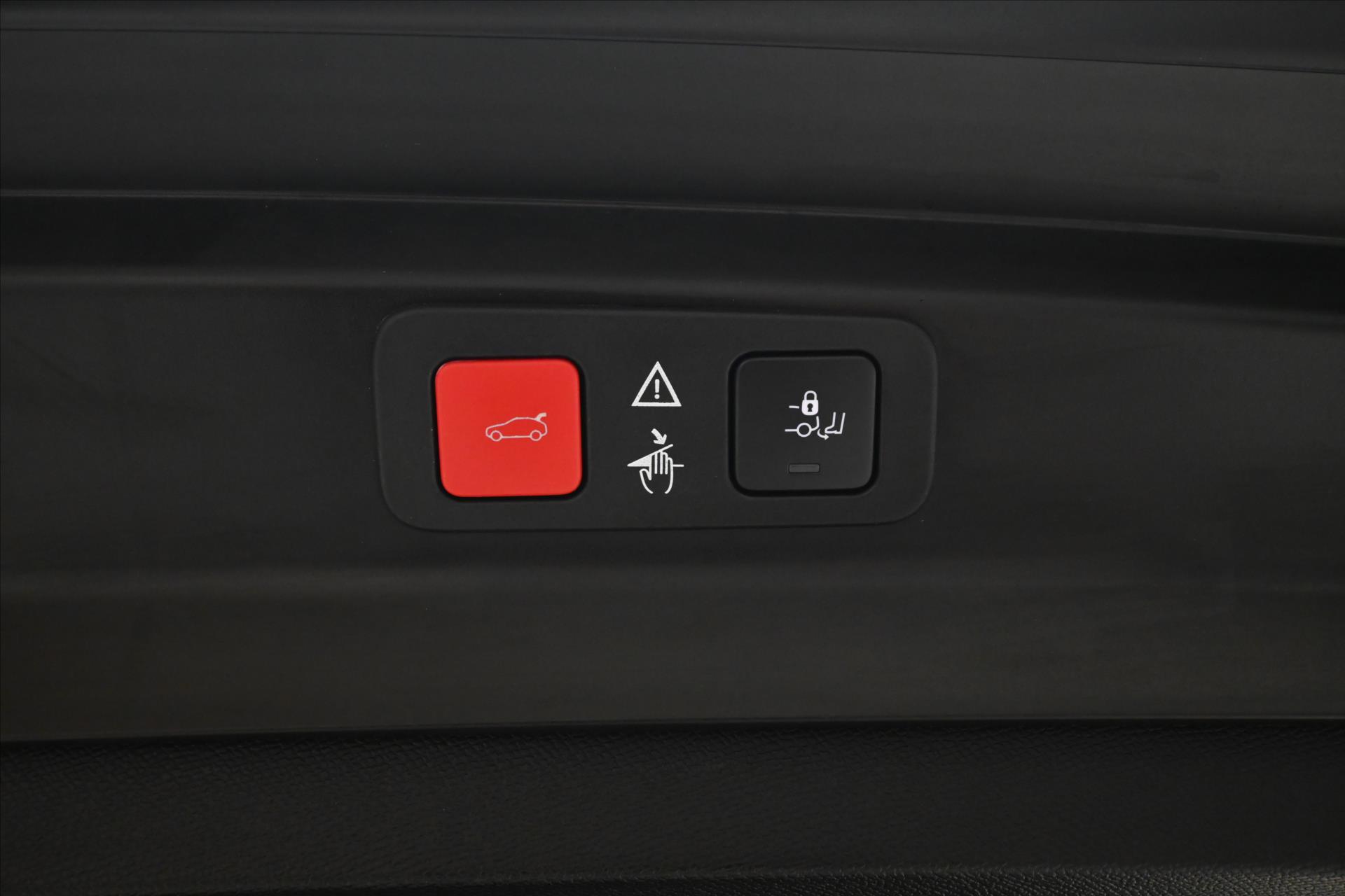 Hlavní fotografie vozu Peugeot 5008 1,6 133kW  GT-Line AT 8 Záruka až 5 let (25)