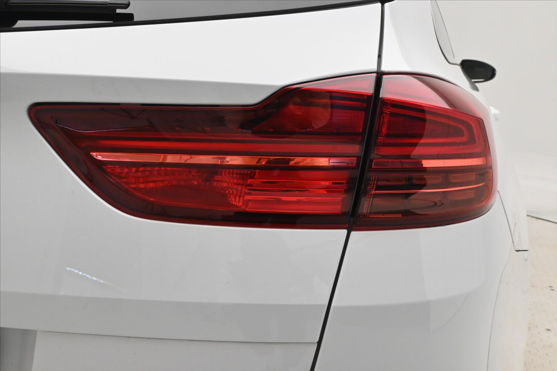 Hlavní fotografie vozu Kia Ceed 1,5 T-GDi 117kW SW Záruka až 5 let (29)