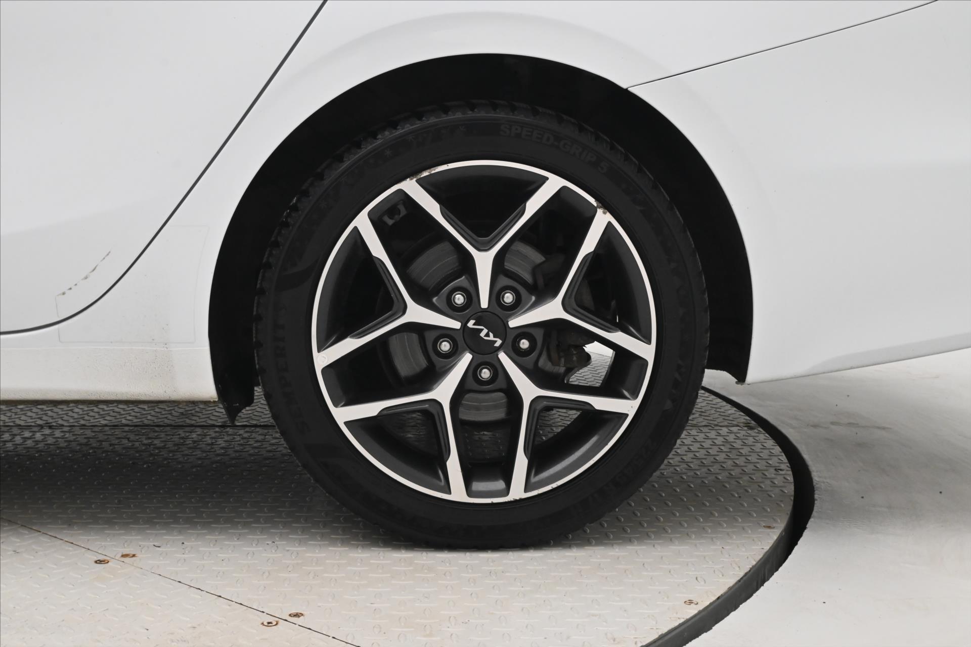 Hlavní fotografie vozu Kia Ceed 1,5 T-GDi 117kW SW Záruka až 5 let (30)