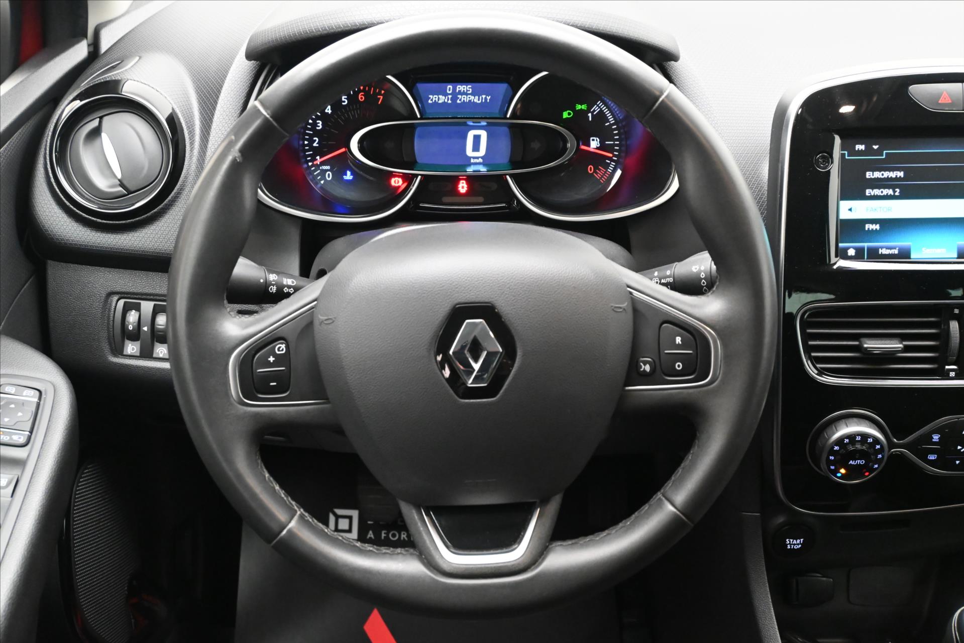 Main photo of the car Renault Clio 0.9 TCE 66 kW Limited Warranty up to 5 years (18)
