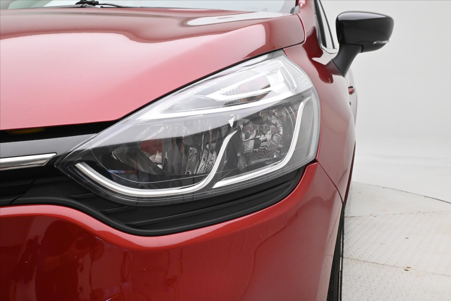 Hlavní fotografie vozu Renault Clio 0,9 TCE 66kW Limited Záruka až 5 let (27)