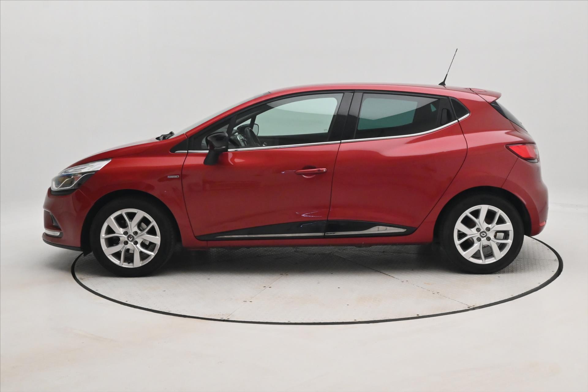 Hlavní fotografie vozu Renault Clio 0,9 TCE 66kW Limited Záruka až 5 let (8)