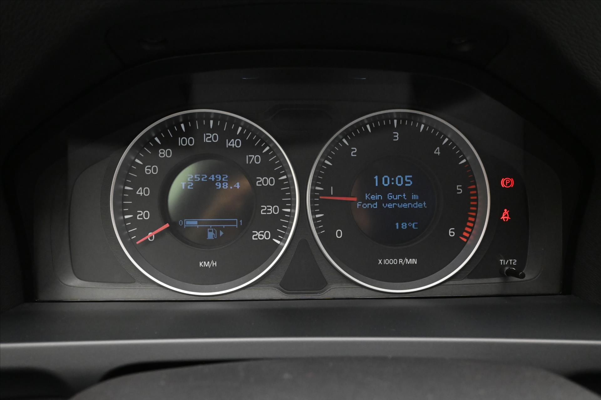 Hlavní fotografie vozu Volvo V60 1,6 D2 84 kW Manuál (16)