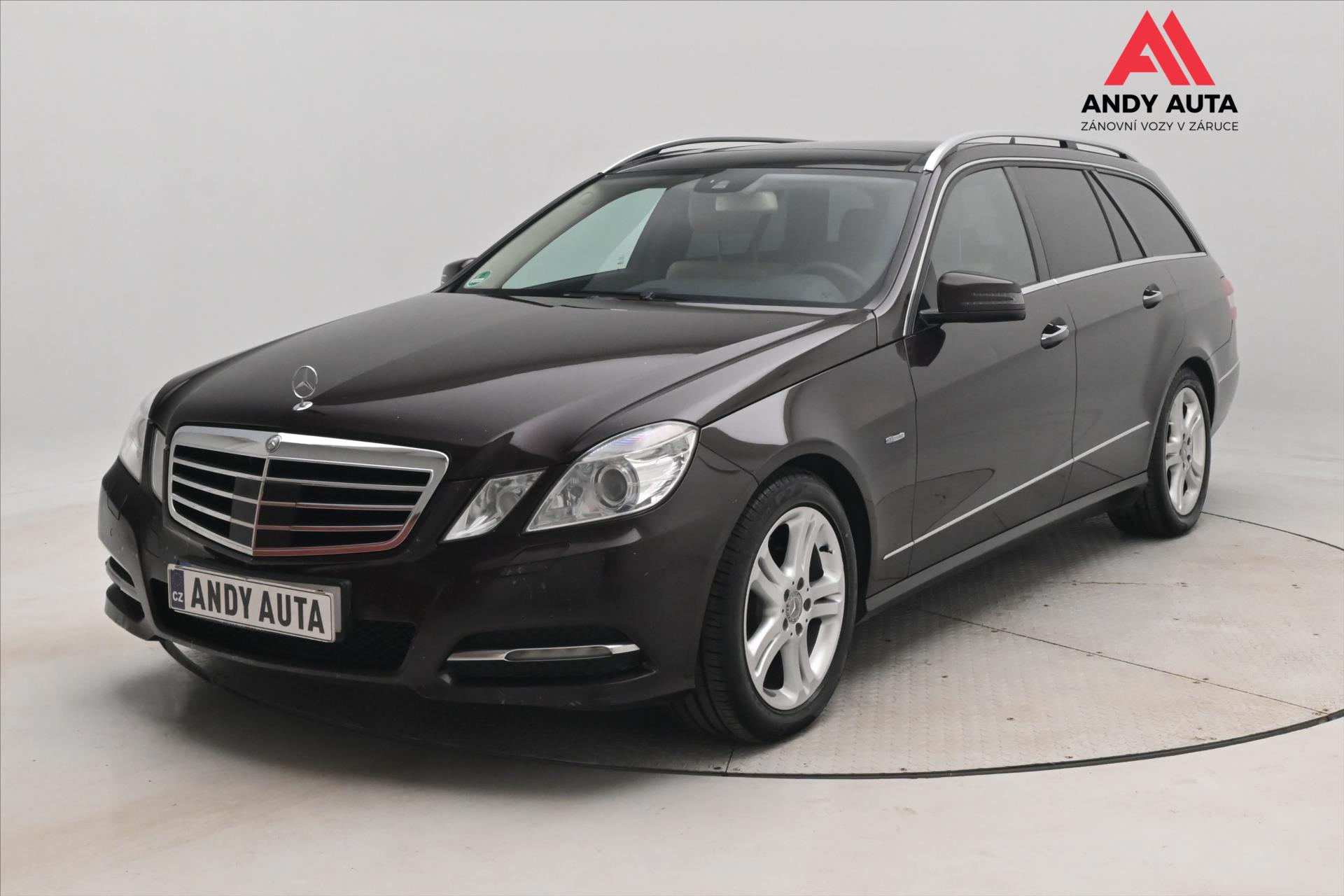 Mercedes-Benz Třídy E 3,0 350 CDi 195 kW Plný servis