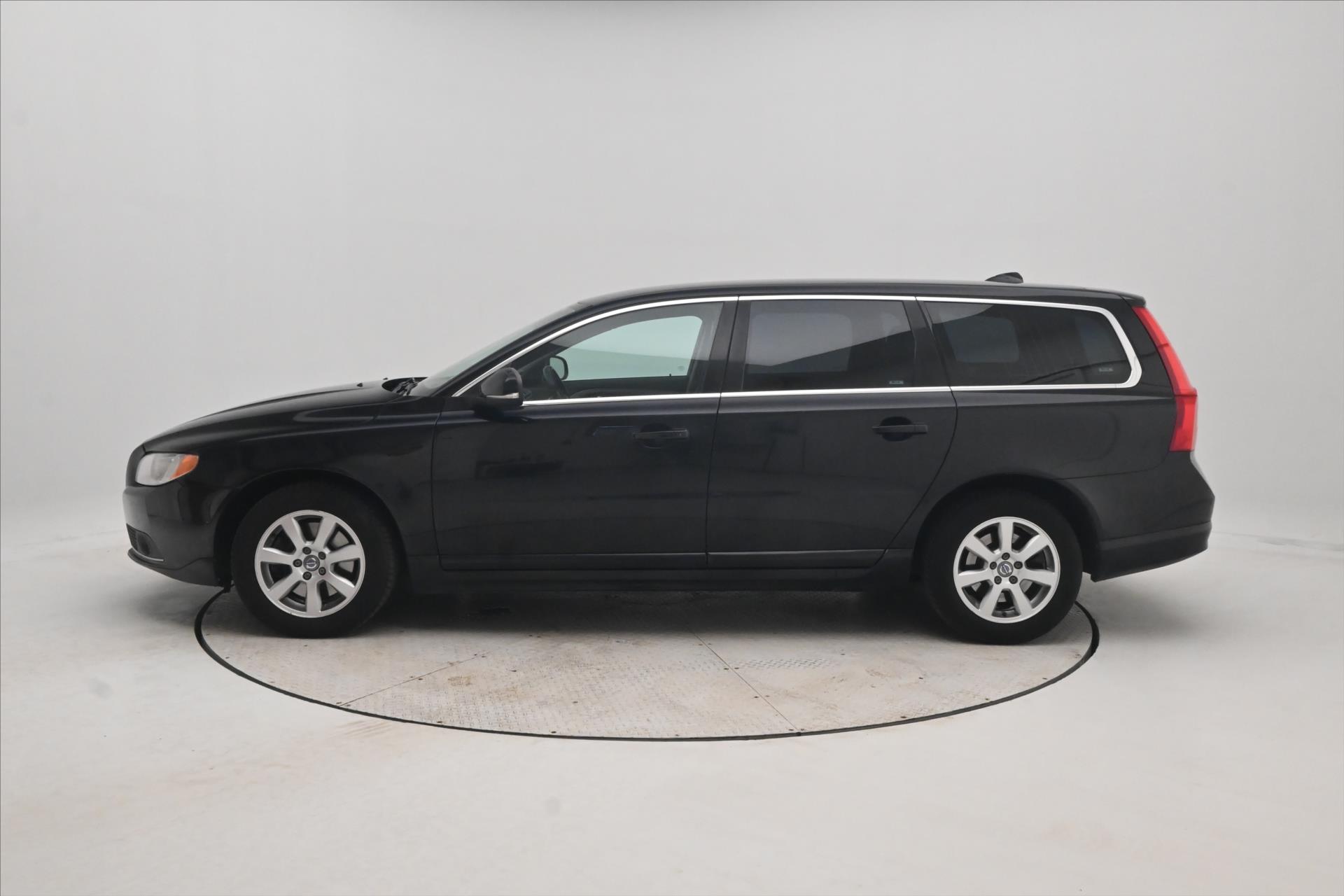 Hlavní fotografie vozu Volvo V70 2,0 120kW D4 Manuál Tažné (8)