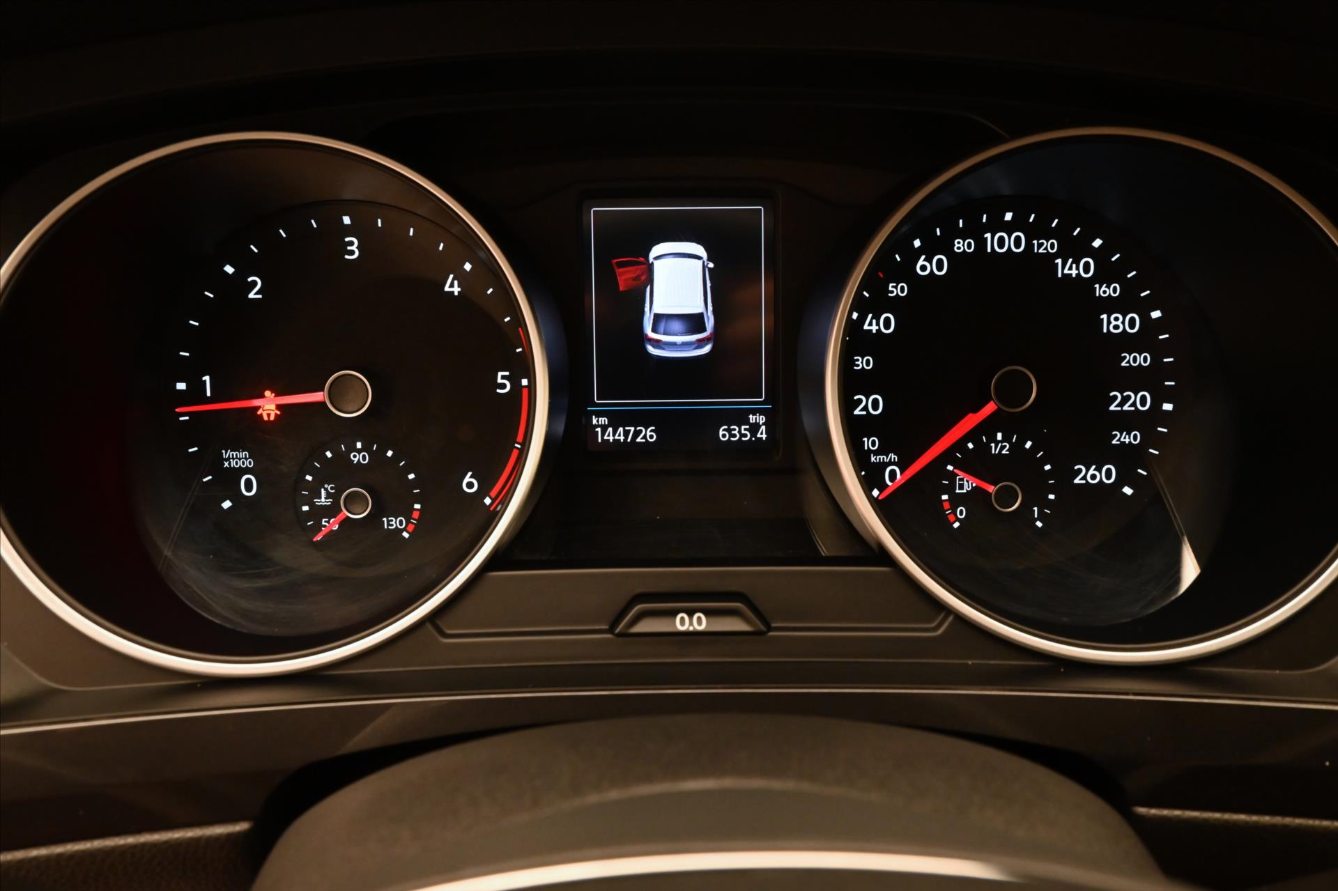 Hlavní fotografie vozu Volkswagen Tiguan Allspace 2,0 TDI 110KW DSG 4MOTION Záruka až 5 let (16)