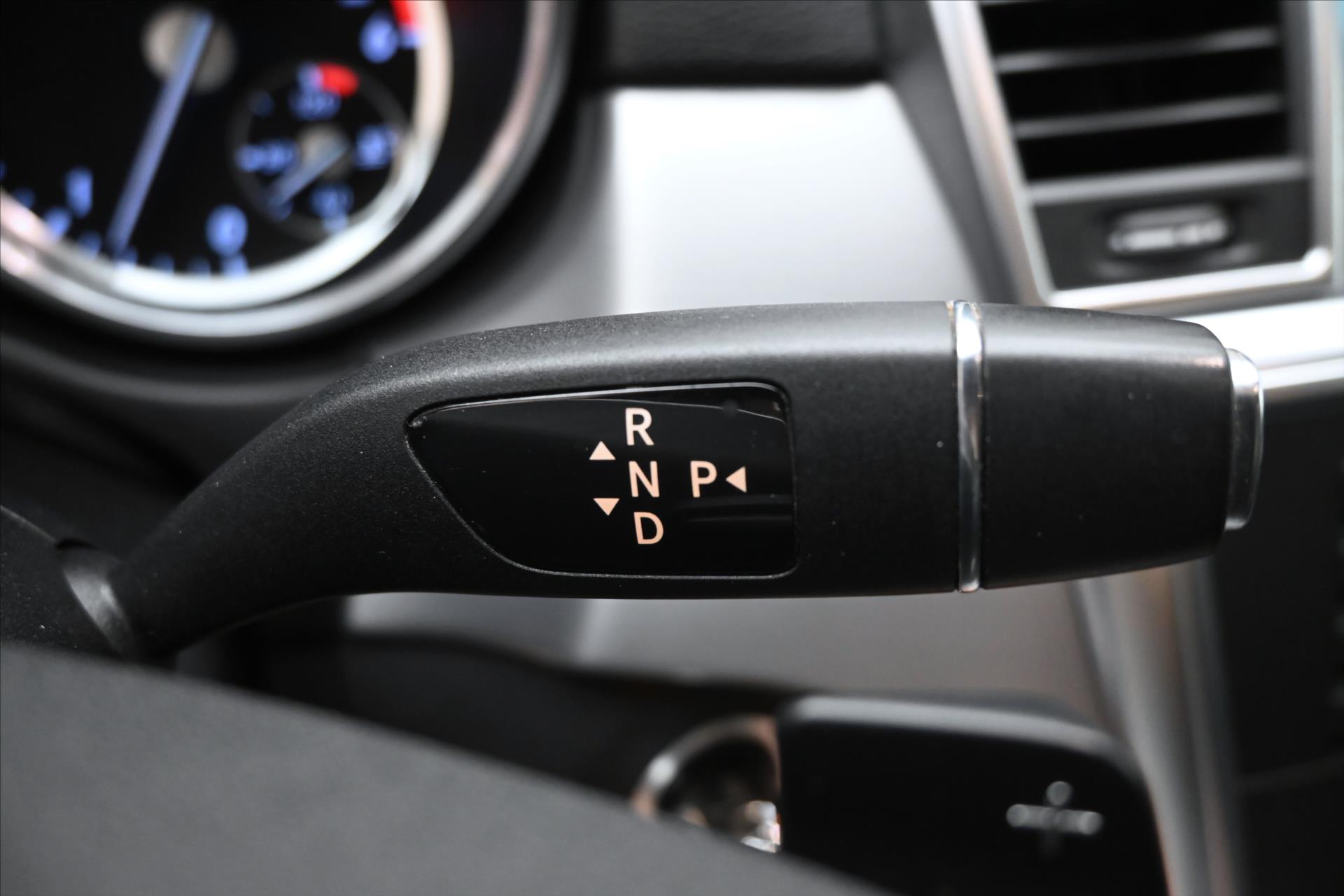 Main photo of the car Mercedes-Benz Class m 3.0 350 CDI 190 kW 4MATIC Warranty up to 5 years (21)