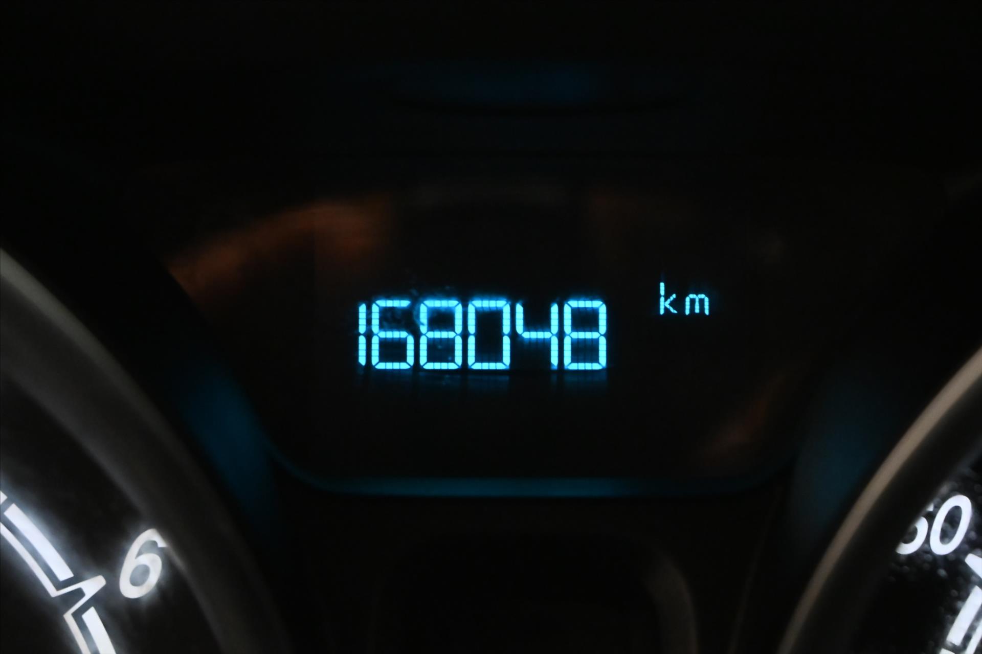Hlavní fotografie vozu Ford Fiesta 1,0 EcoBoost 74kW Titanium (17)