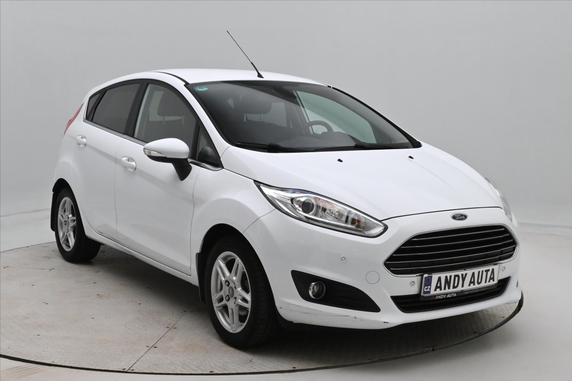 Hlavní fotografie vozu Ford Fiesta 1,0 EcoBoost 74kW Titanium (3)
