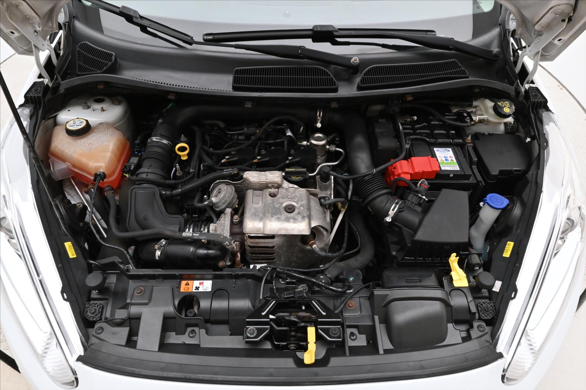 Main photo of the car Ford Fiesta 1.0 EcoBoost 74kW Titanium Serv. Book (10)