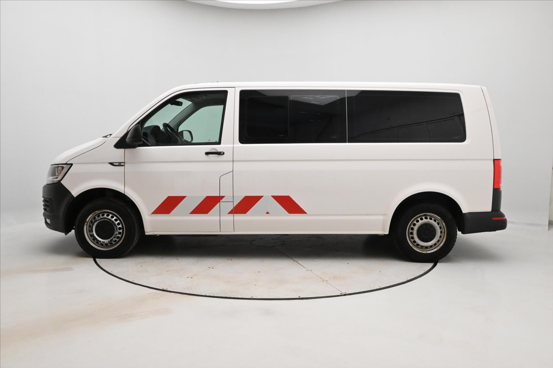 Hlavní fotografie vozu Volkswagen Transporter 2,0 TDI 110 kW 8míst Long Nezáv. topení (8)