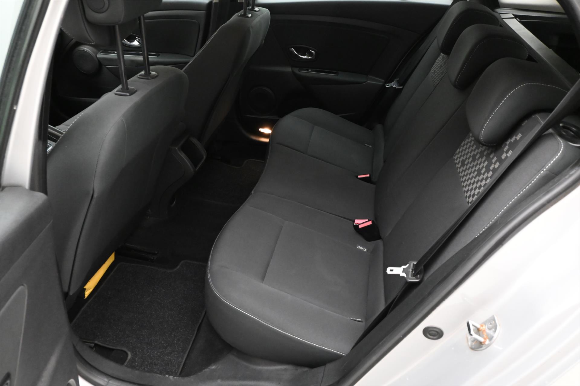 Hlavní fotografie vozu Renault Mégane 1,5 dCi 81kW Tažné Klimatizace  Grandtour (14)