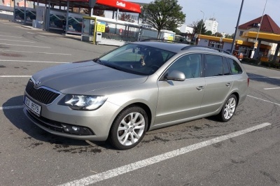 Škoda superb